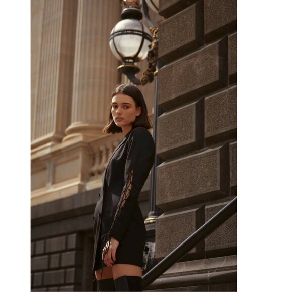 BOSKEMPER REVOLUTION BLAZER/MINI DRESS IN NOIR BLACK SIZE MEDIUM NWT - Picture 2 of 13